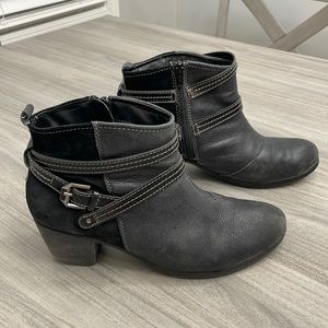 Earth Origins 8W Black Boots